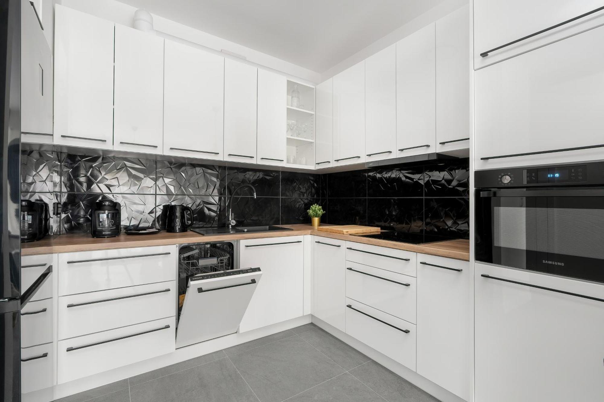 City Center Apartments With Gym & Free Garage Poznan By Noclegi Renters 外观 照片