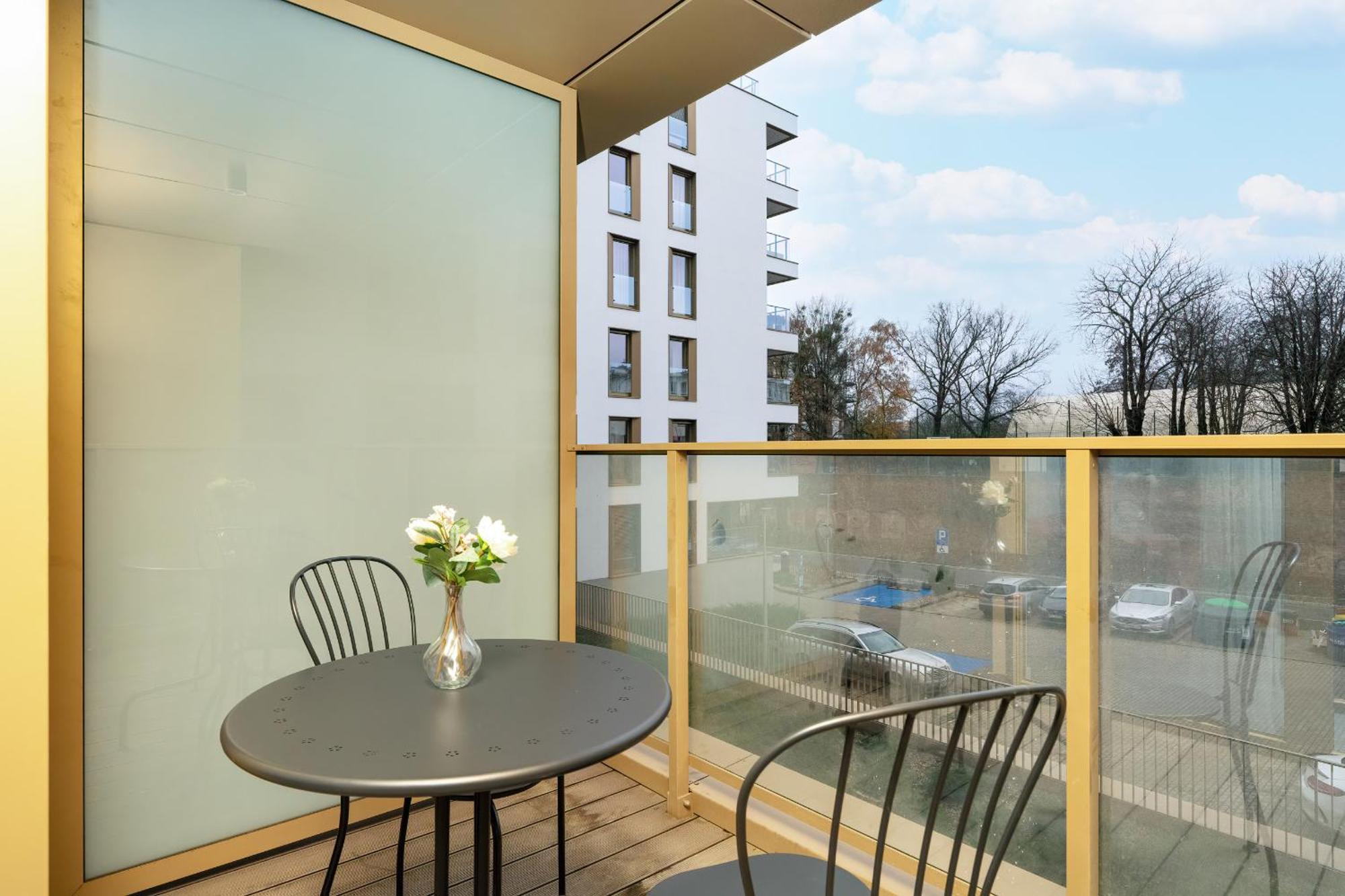City Center Apartments With Gym & Free Garage Poznan By Noclegi Renters 外观 照片